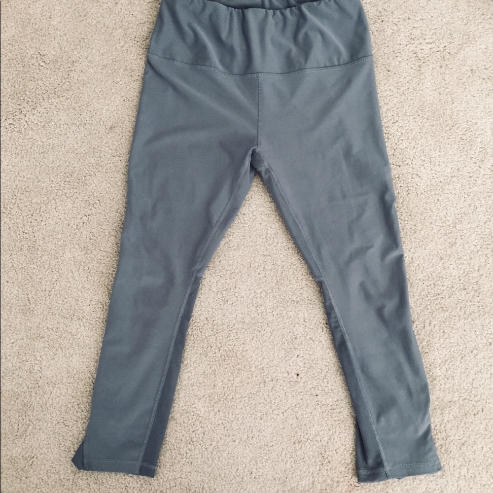 Gray Leggings - size Medium